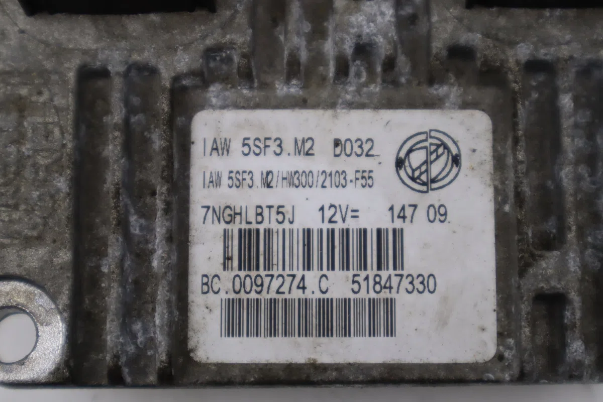 Calculateur moteur Fiat PUNTO EVO (199_) 1.4 (199axb1a) (2009-2012) occasion — photo 4