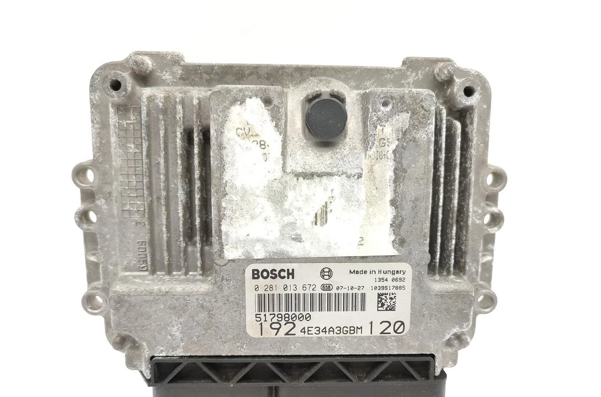 Calculateur moteur FIAT STILO BREAK occasion — photo 3