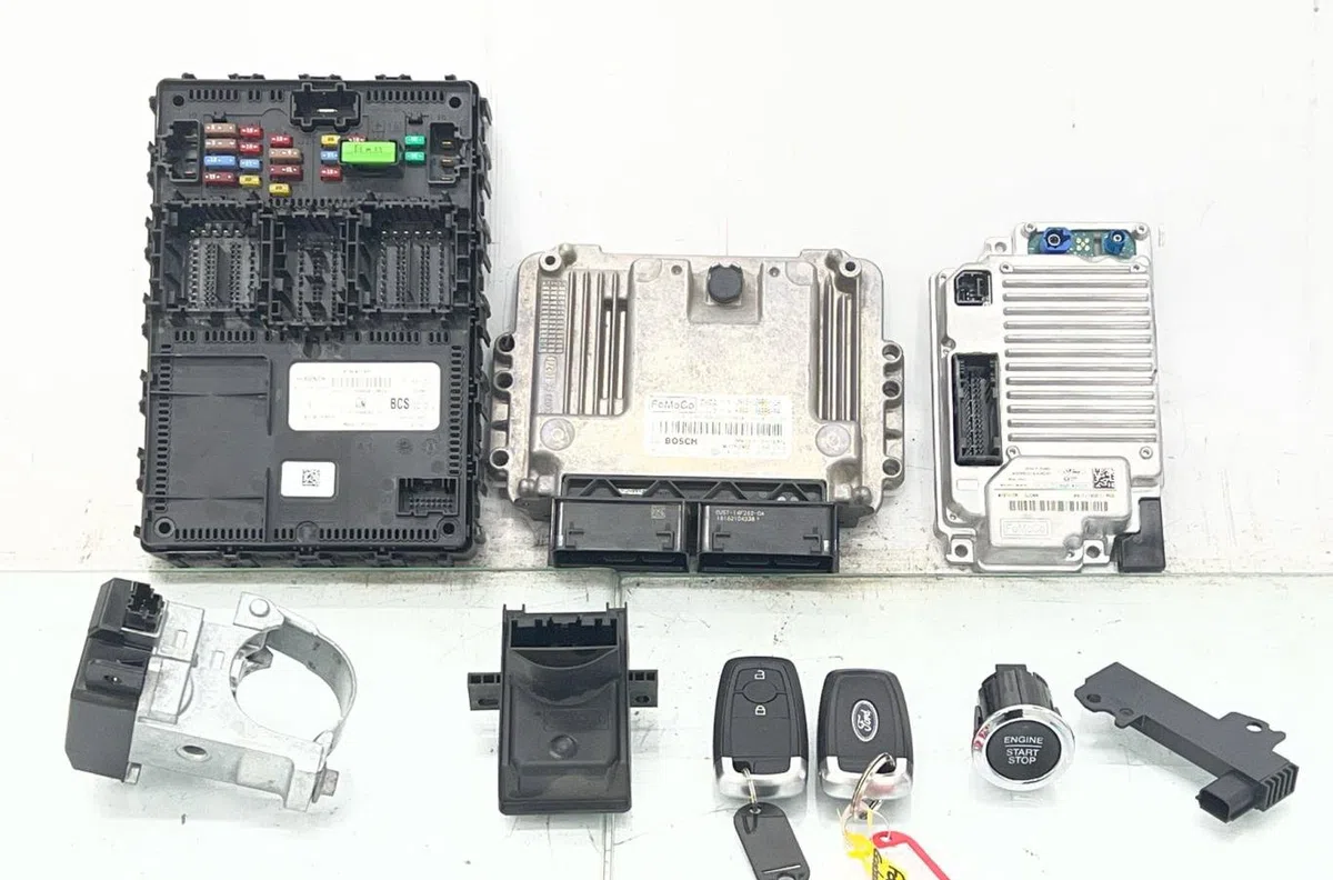 Calculateur moteur FORD ECOSPORT PHASE 3 occasion — photo 2