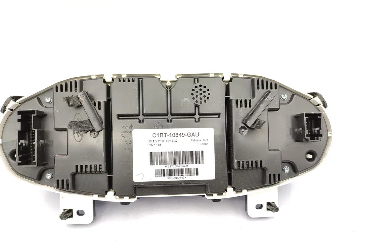 Calculateur moteur FORD FIESTA 6 PHASE 2 occasion — photo 4