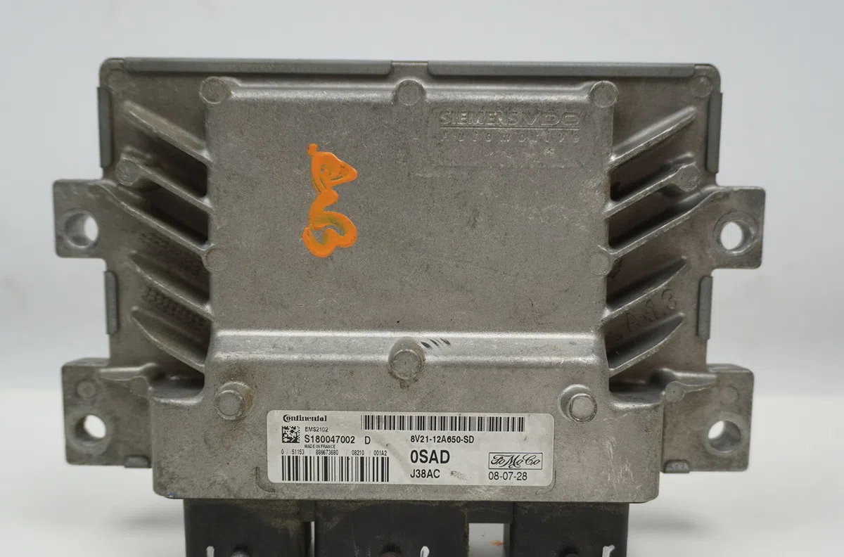 Calculateur moteur Ford FIESTA VI (CB1, CCN) 1.25 (2008-2017) 5 portes occasion