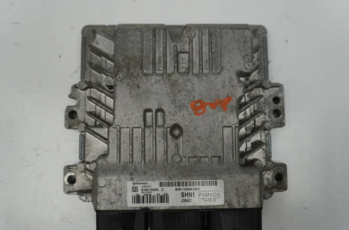 Calculateur moteur Ford FOCUS III 1.6 tdci (2010-2017) occasion