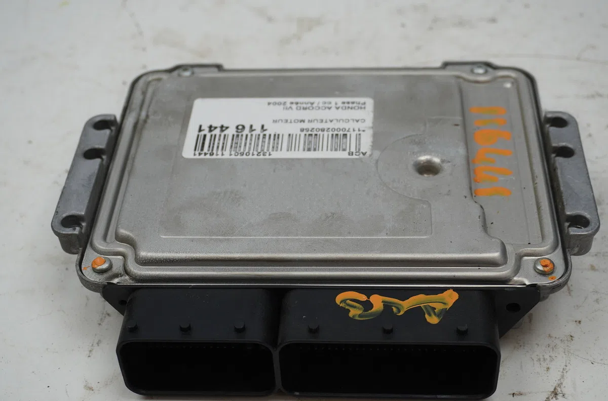 Calculateur moteur Honda ACCORD VII (CL, CN) 2.2 i-ctdi (cn1) (2004-2008) occasion — photo 2
