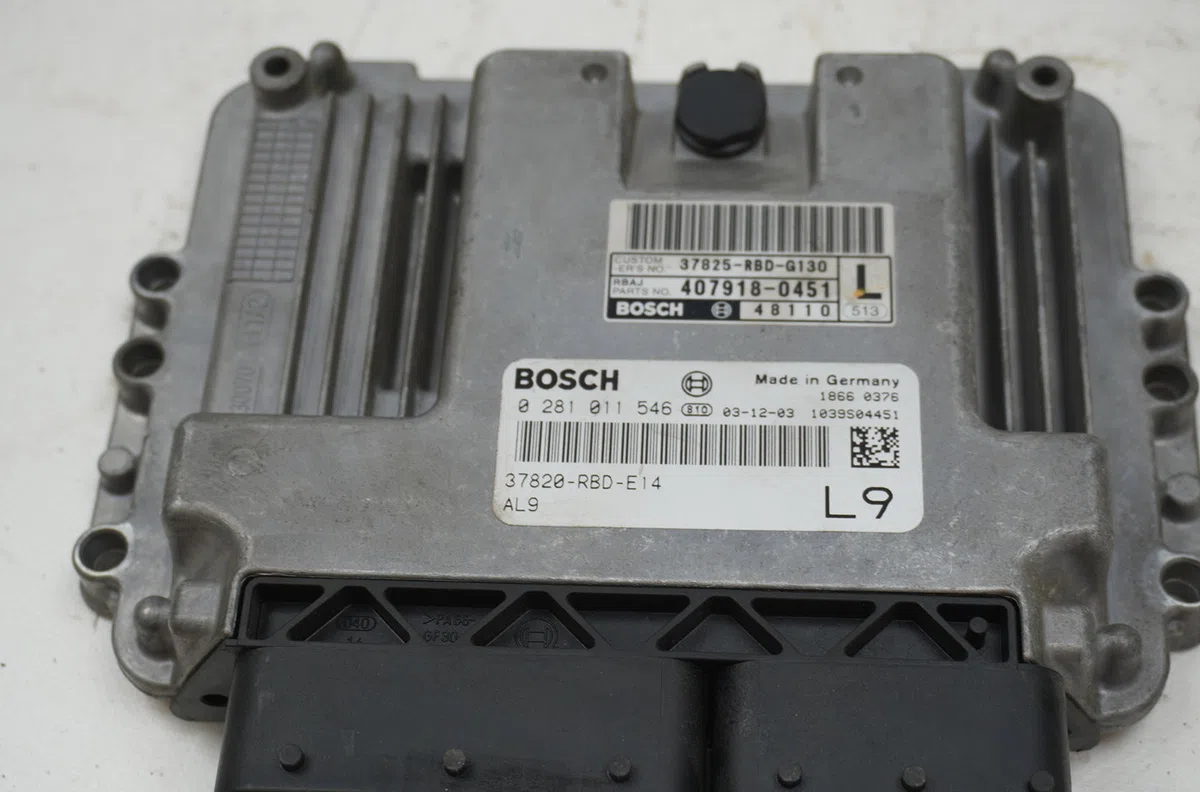 Calculateur moteur Honda ACCORD VII (CL, CN) 2.2 i-ctdi (cn1) (2004-2008) occasion — photo 4