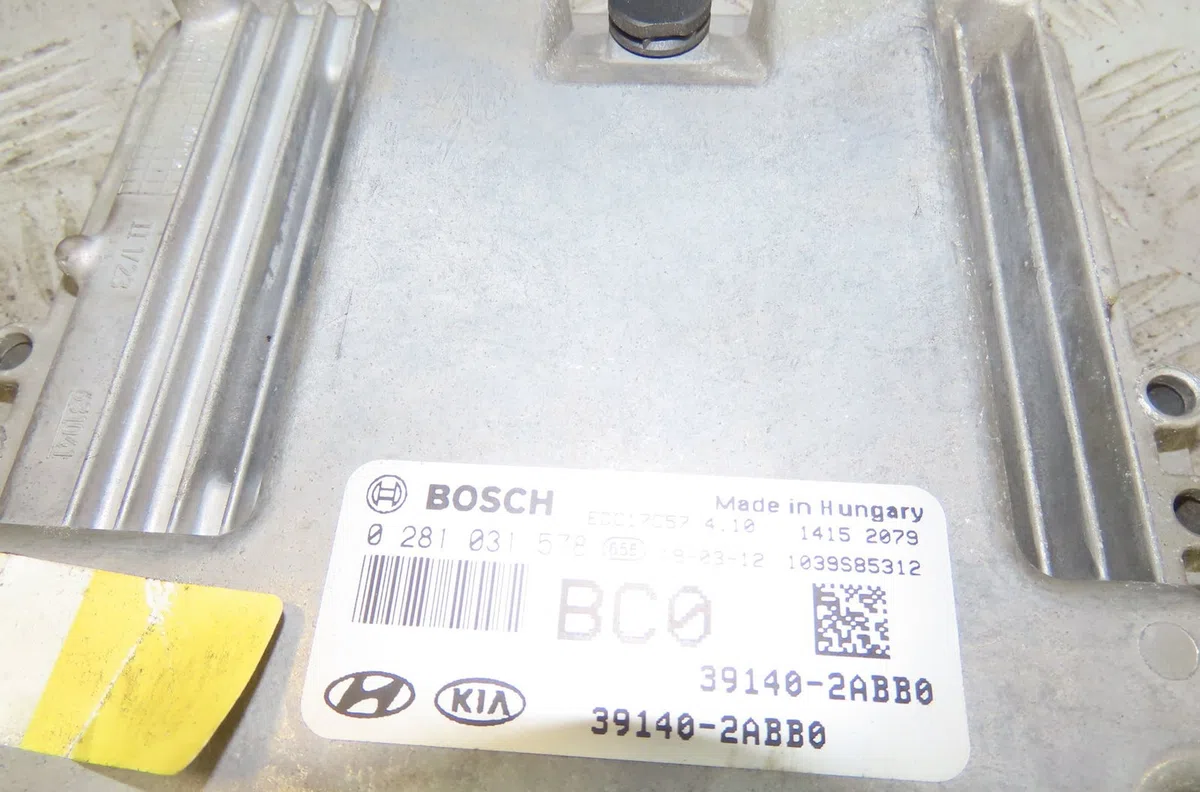 Calculateur moteur Hyundai TUCSON (TL, TLE) 1.7 crdi (2015-2020) occasion