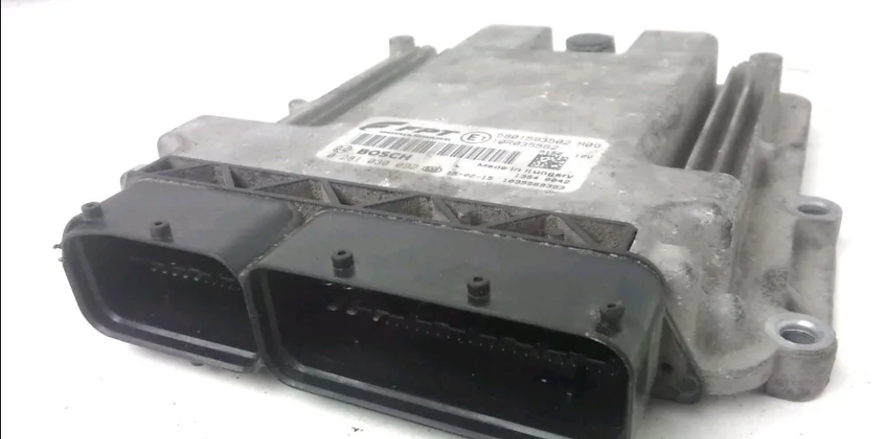 Calculateur moteur Iveco DAILY VI Camion plate-forme-Châssis 35s17, 35c17, 40c17, 45s17,45c17, 50c17, 60c17, 65c17,... (2014) occasion