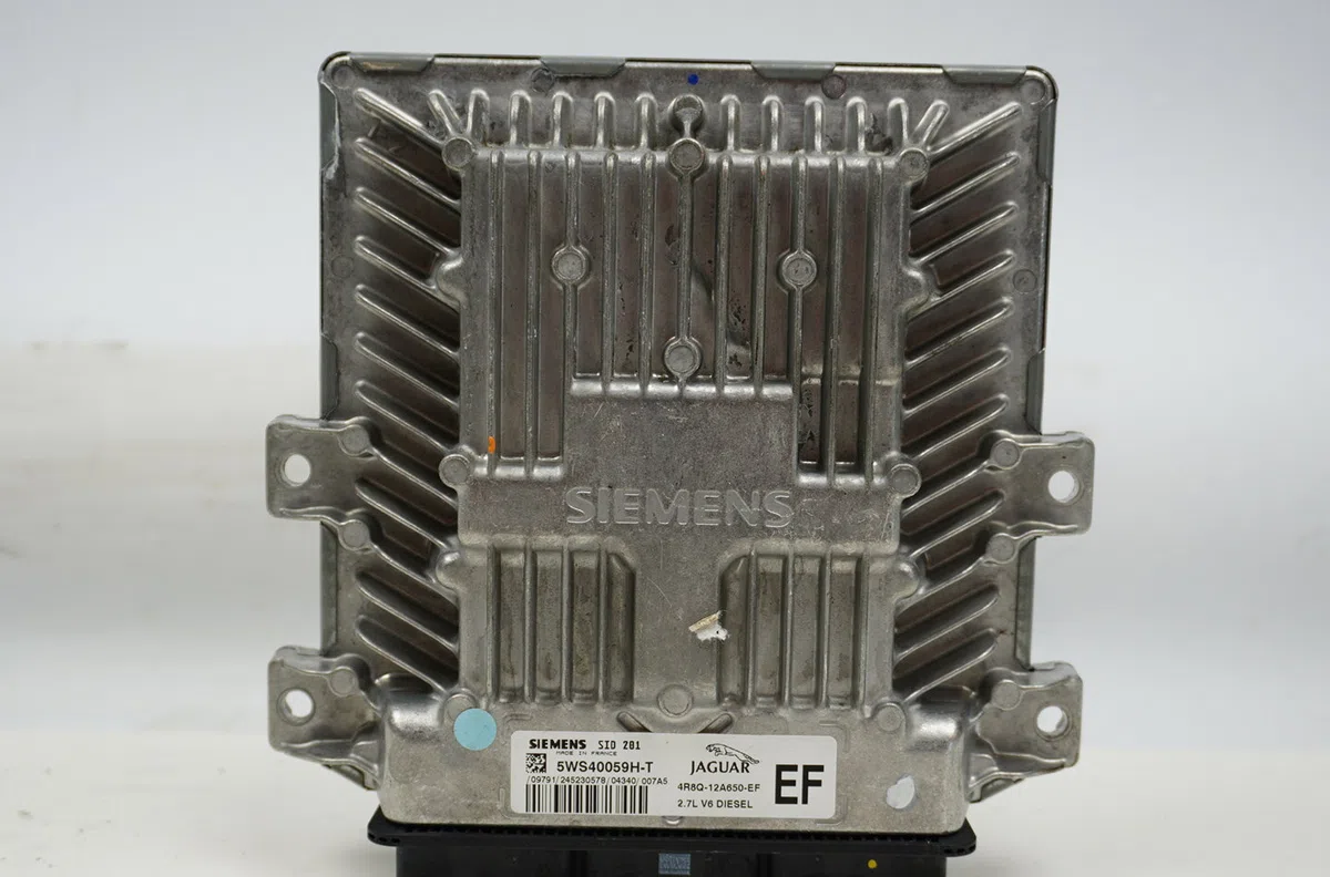 Calculateur moteur Jaguar S-TYPE II (X200) 2.7 d (2004-2007) occasion — photo 2