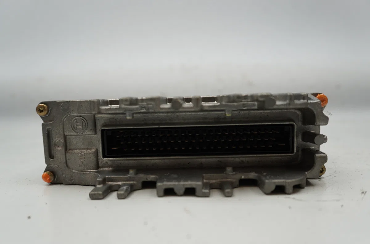 Calculateur moteur Jeep GRAND CHEROKEE I (ZJ, ZG) 2.5 td 4x4 (z) (1995-1999) occasion — photo 3