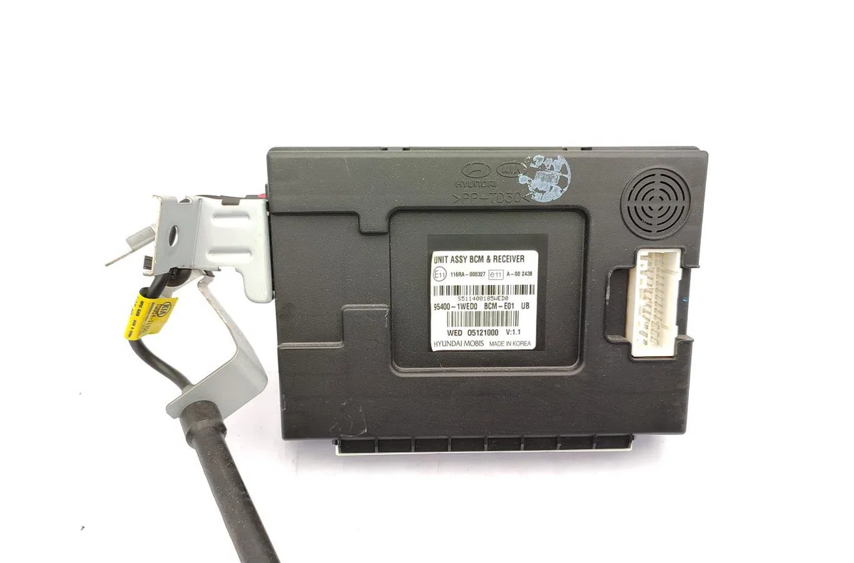 Calculateur moteur KIA RIO 3 PHASE 2 occasion — photo 3