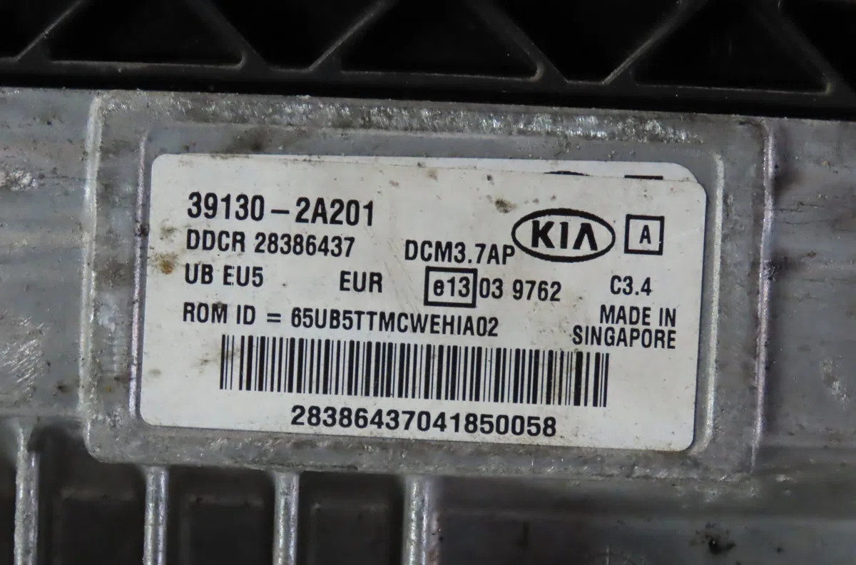 Calculateur moteur Kia RIO III (UB) 1.4 crdi (2011-2017) occasion — photo 2