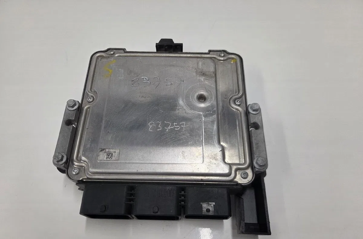 Calculateur moteur LAND ROVER RANGE ROVER 1 EVOQUE PHASE 1 occasion — photo 2