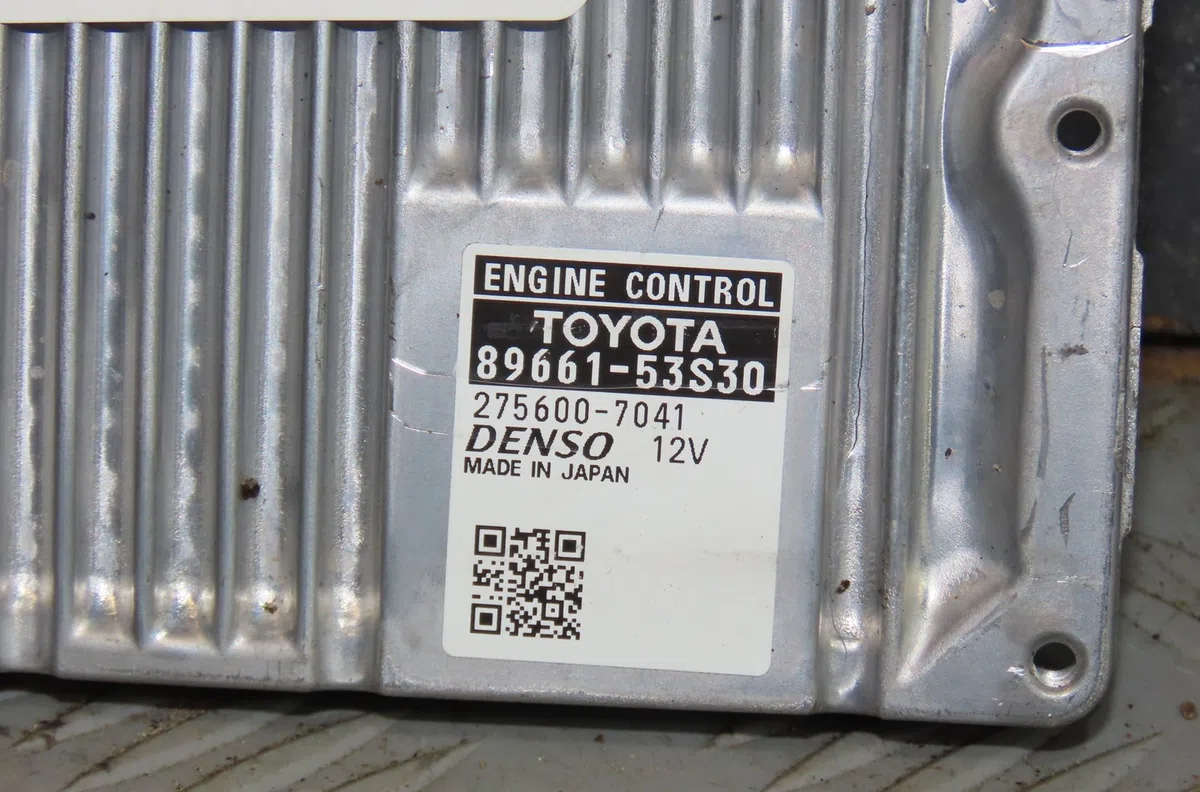 Calculateur moteur Lexus IS III (_E3_) 300h (ave30_) (2013) occasion — photo 4