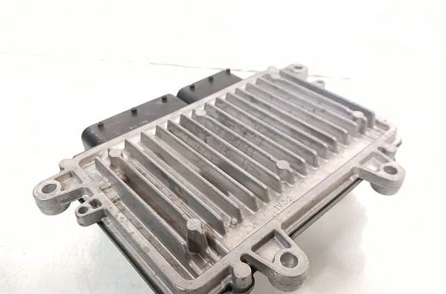 Calculateur moteur Mercedes-benz CLASSE A (W169) A 180 cdi (169.007, 169.307) (2004-2012) 5 portes occasion