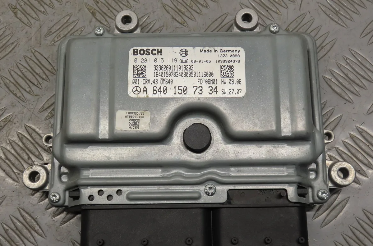 Calculateur moteur Mercedes-benz CLASSE A (W169) A 200 cdi (169.008, 169.308) (2004-2012) 5 portes occasion