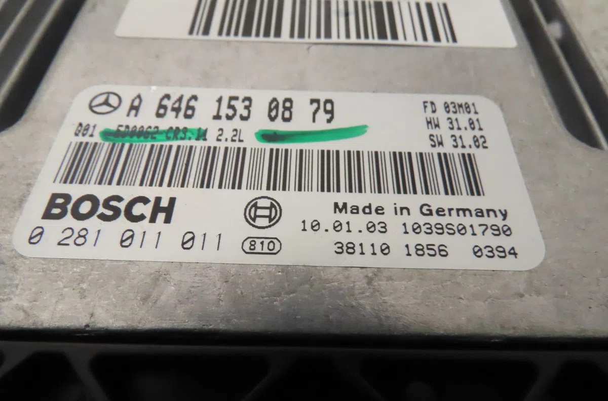 Calculateur moteur Mercedes-benz CLASSE E (W211) E 220 cdi (211.006) (2002-2008) occasion — photo 2