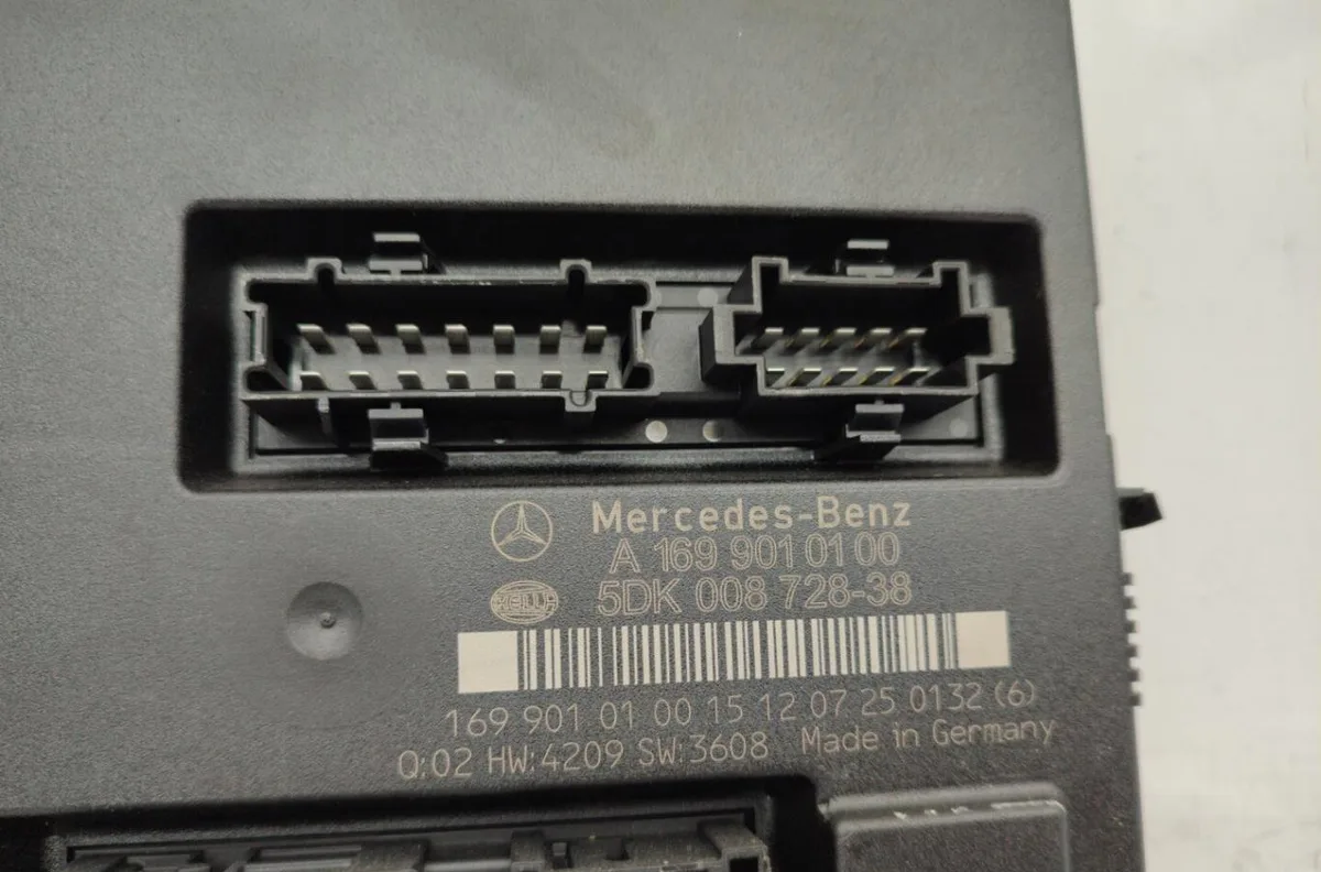 Calculateur moteur MERCEDES CLASSE A 169 PHASE 1 occasion