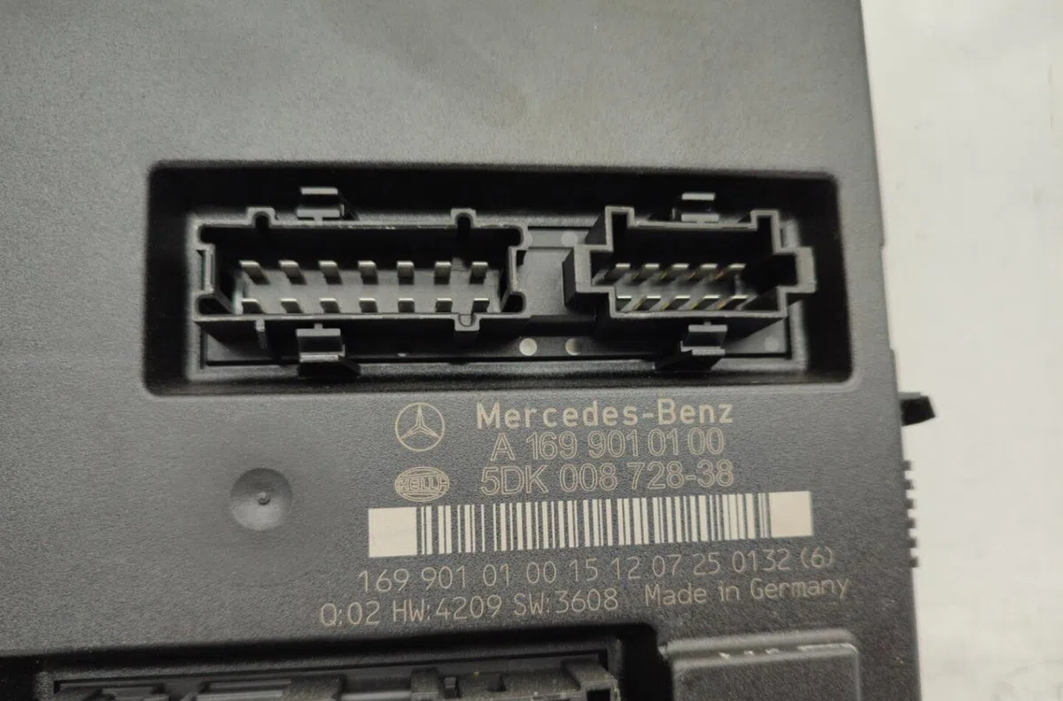 Calculateur moteur MERCEDES CLASSE A 169 PHASE 1 occasion