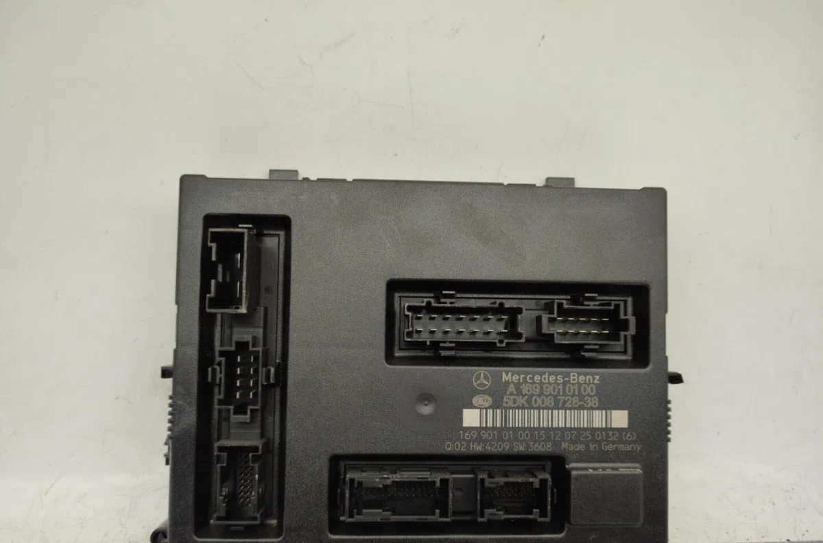 Calculateur moteur MERCEDES CLASSE A 169 PHASE 1 occasion