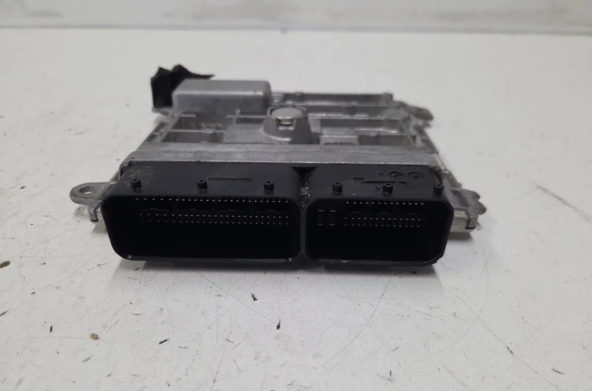 Calculateur moteur MERCEDES CLASSE A 177 PHASE 1 occasion — photo 2