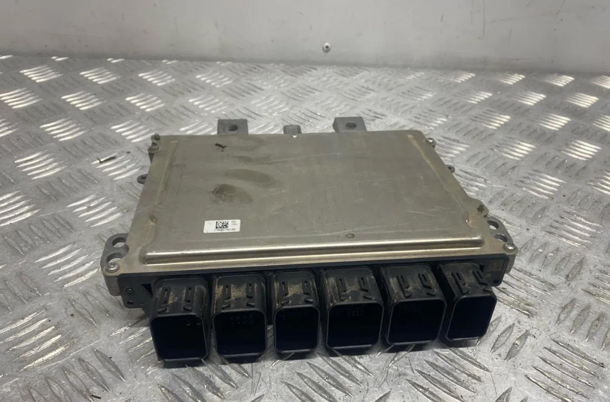 Calculateur moteur MERCEDES CLASSE A 177 PHASE 2 occasion — photo 4