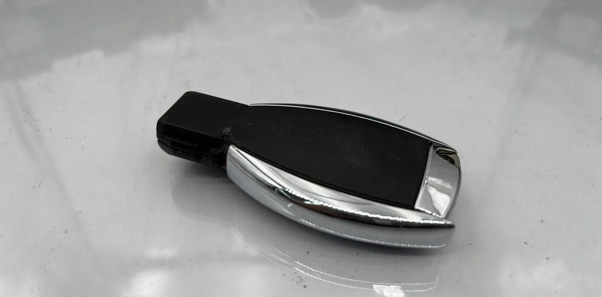 Calculateur moteur MERCEDES CLASSE C 204 PHASE 2 COUPE occasion — photo 4