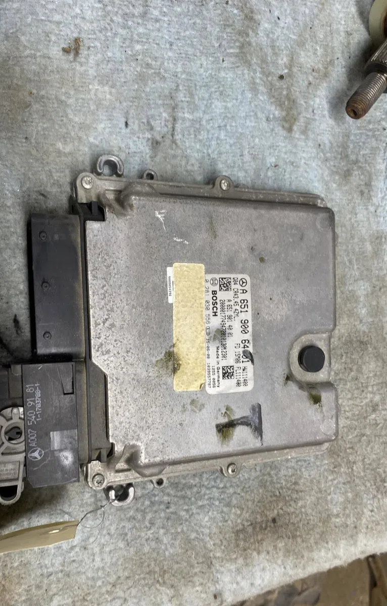 Calculateur moteur MERCEDES CLASSE GLC 253 PHASE 1 occasion — photo 2