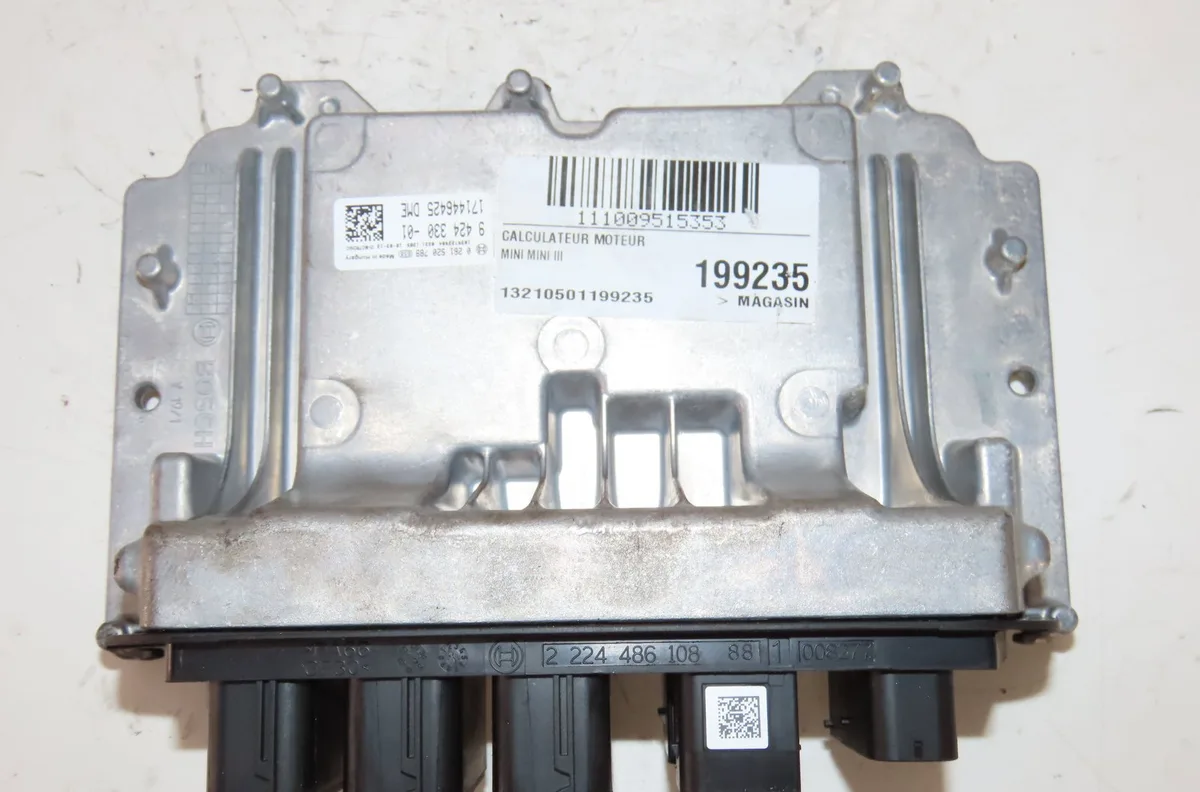Calculateur moteur Mini MINI CLUBMAN (F54) Cooper (2014) occasion