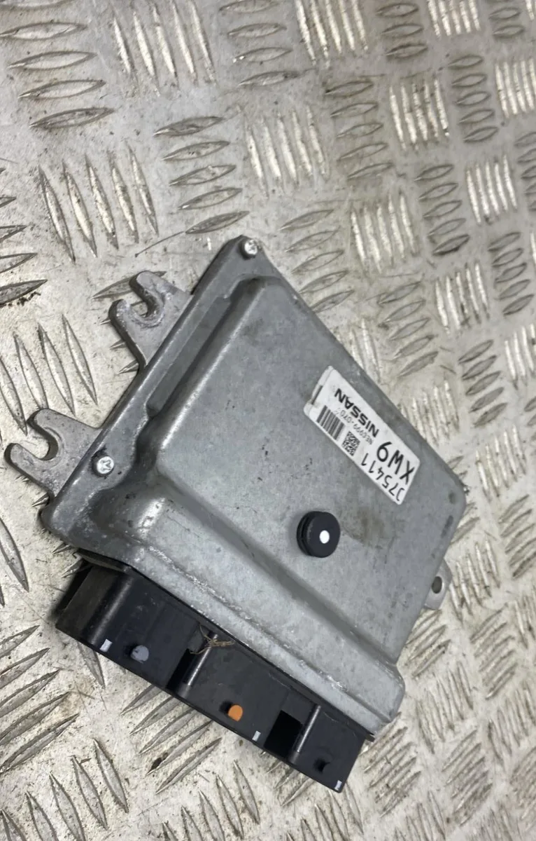 Calculateur moteur NISSAN JUKE 1 PHASE 2 occasion