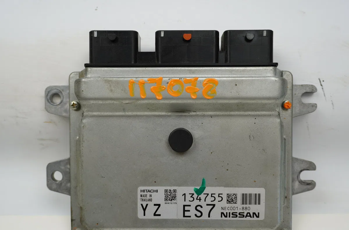 Calculateur moteur Nissan MICRA IV (K13K) 1.2 (2010-2015) occasion — photo 2