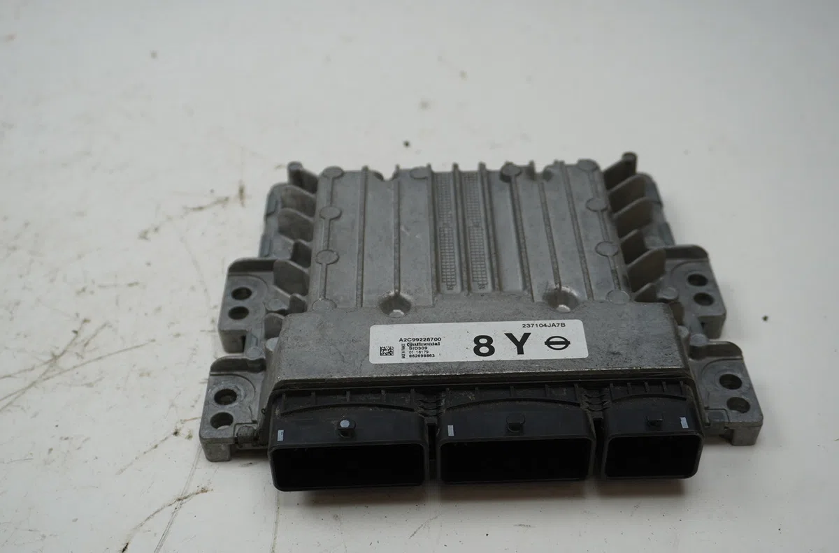 Calculateur moteur Nissan NP300 NAVARA Pick-up (D23, D23T) 2.3 dci 4x4 (d231) (2015) occasion — photo 3
