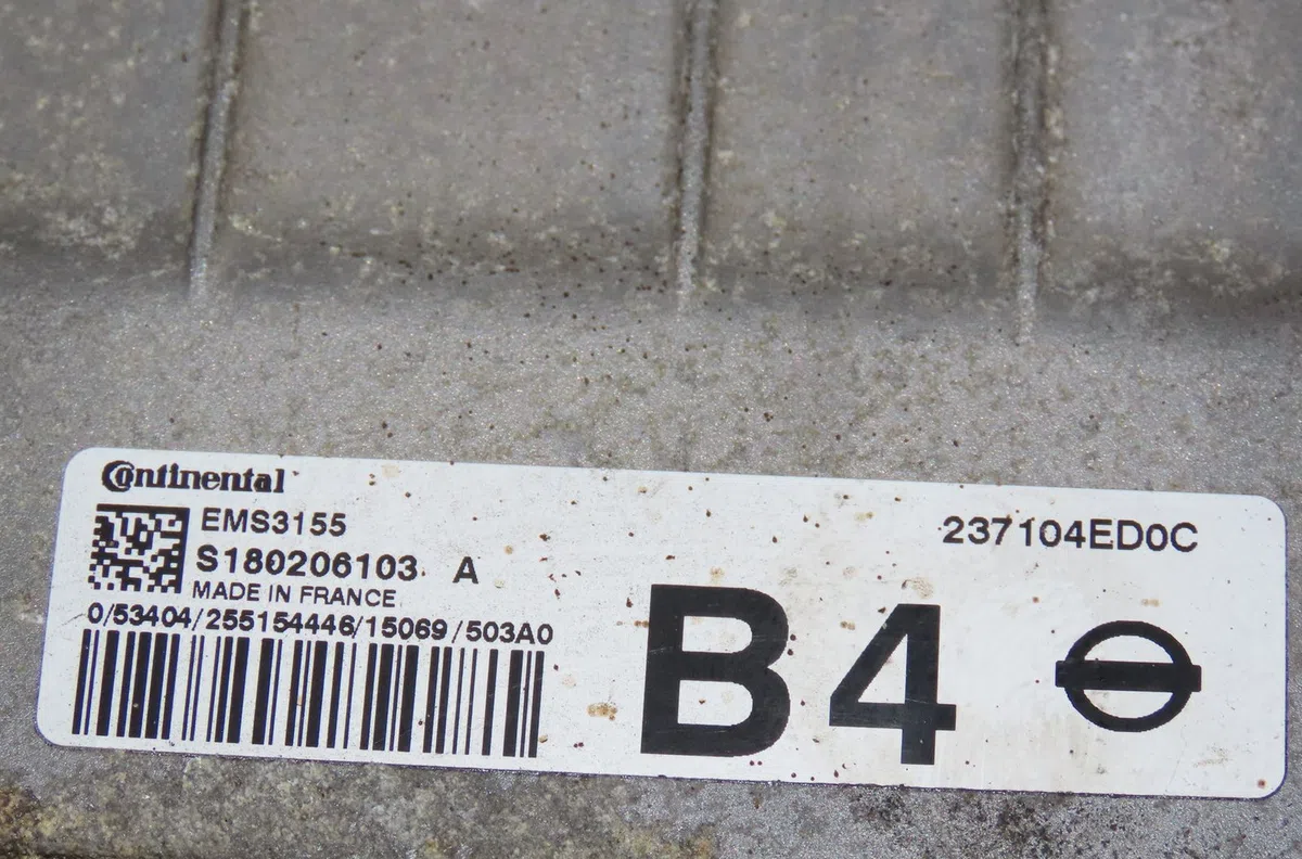 Calculateur moteur Nissan PULSAR 3-5 portes (C13) 1.2 dig-t (2014) occasion — photo 2