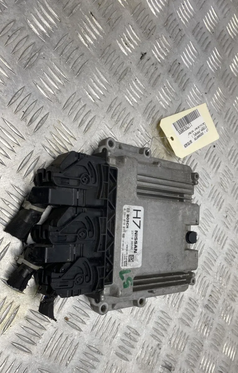 Calculateur moteur NISSAN QASHQAI 1 PHASE 2 occasion — photo 2