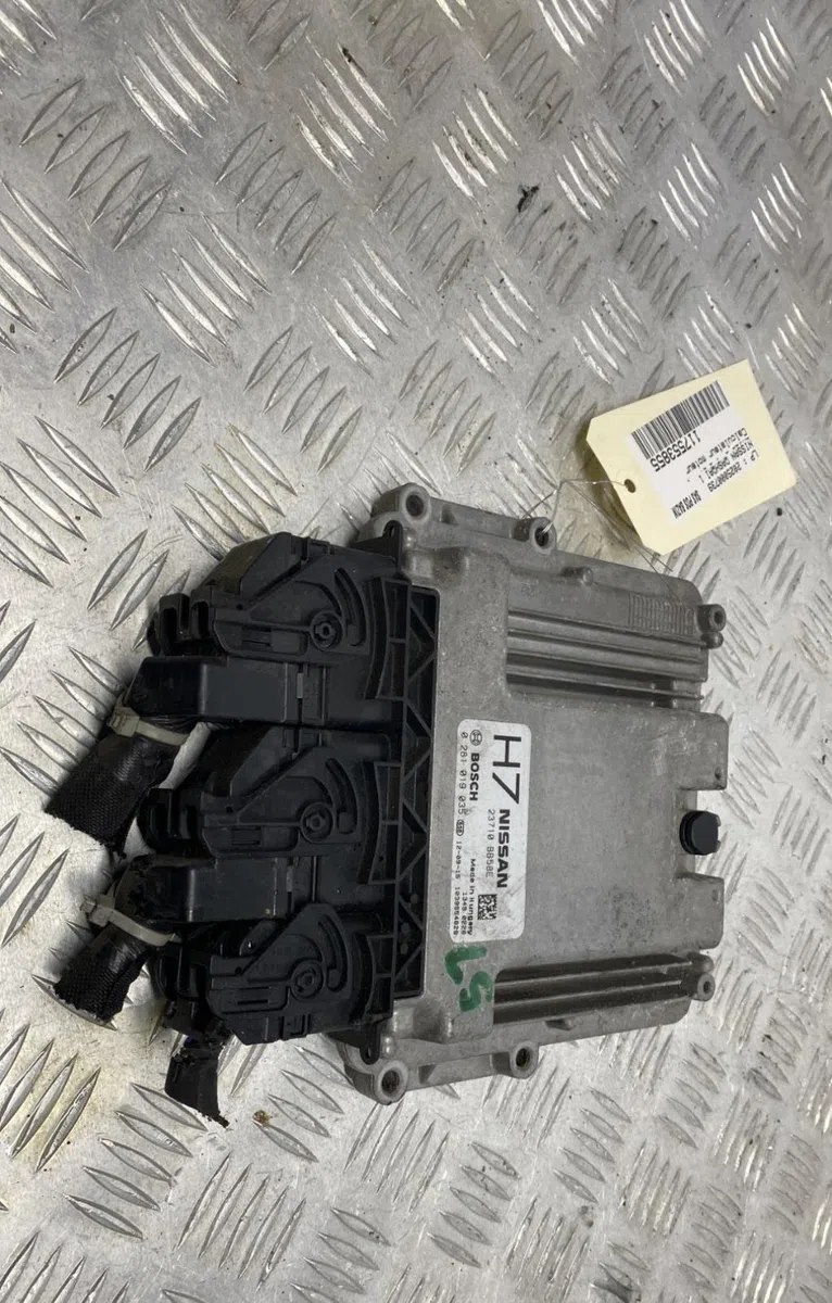 Calculateur moteur NISSAN QASHQAI 1 PHASE 2 occasion — photo 3