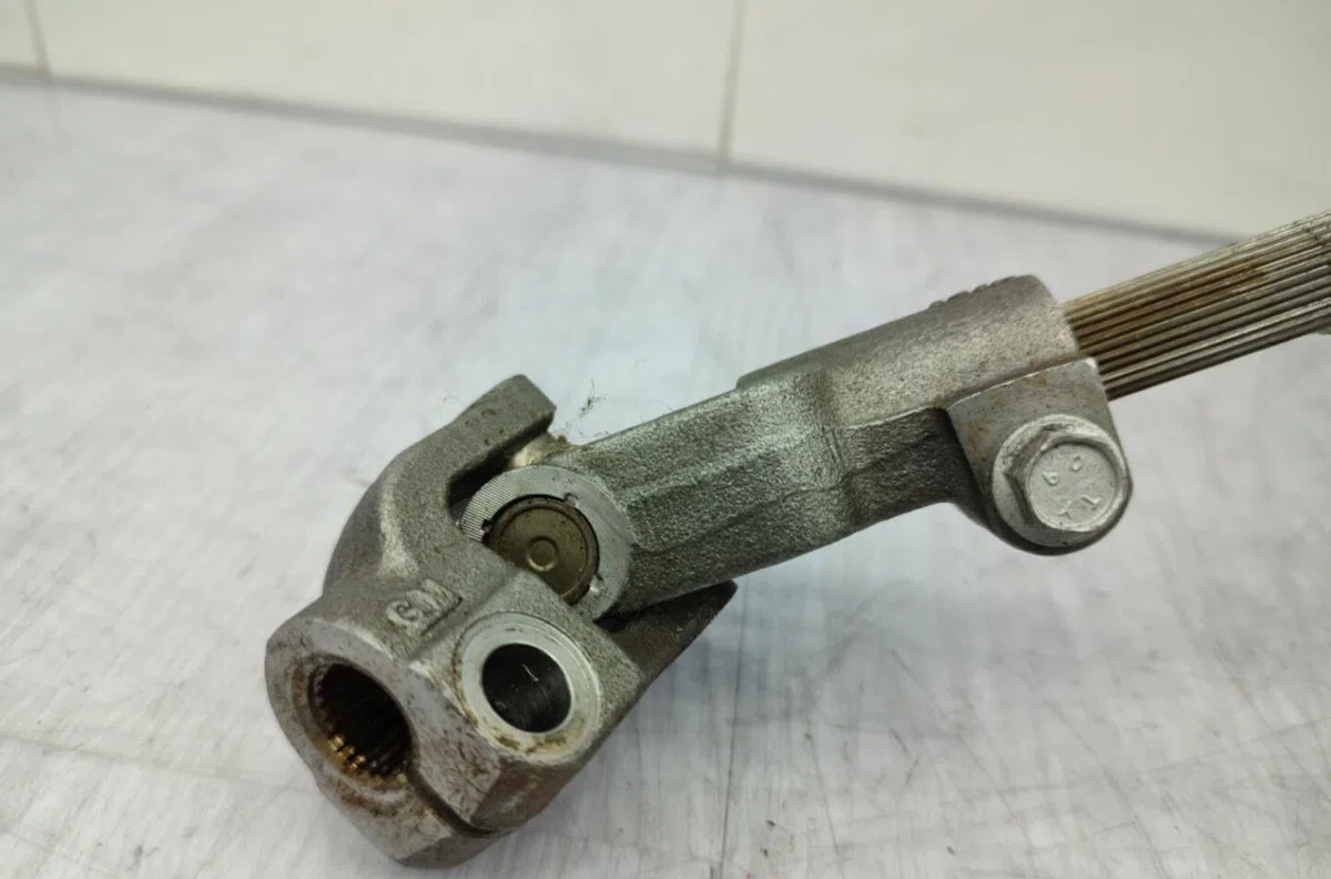 Calculateur moteur OPEL CORSA E occasion — photo 3