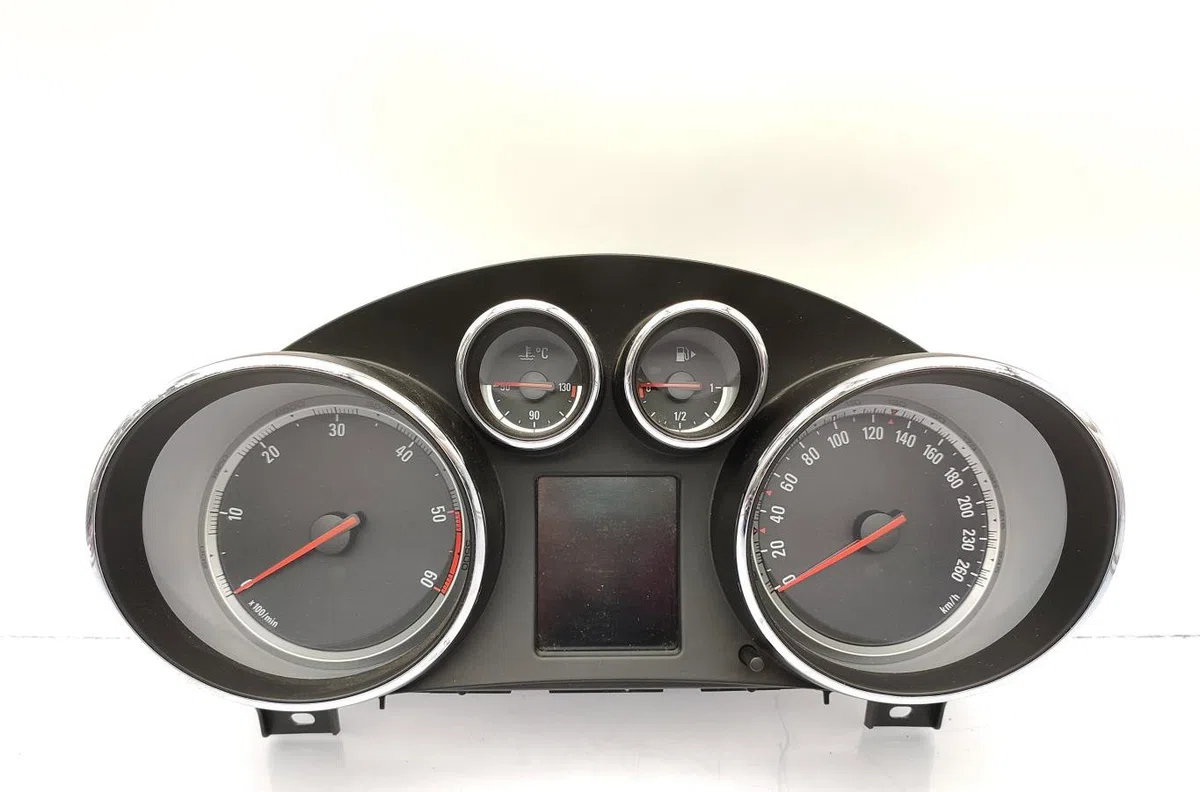 Calculateur moteur OPEL INSIGNIA 1 PHASE 1 occasion — photo 3