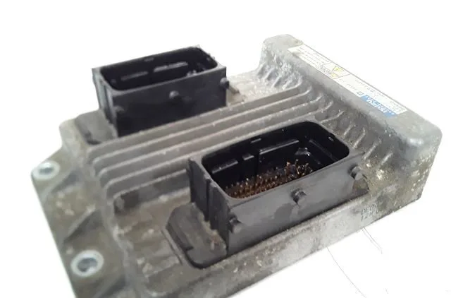 Calculateur moteur Opel MERIVA A Monospace (X03) 1.7 cdti (e75) (2003-2010) occasion