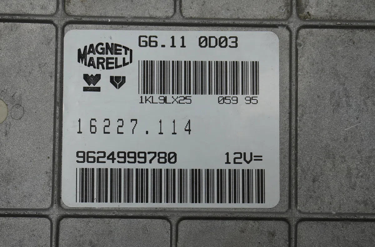 Calculateur moteur Peugeot 106 I (1A, 1C) 1.1 (1991-1996) occasion — photo 2