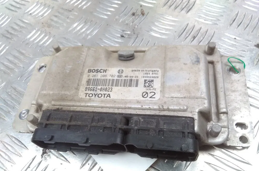 Calculateur moteur Peugeot 107 (PM_, PN_) 1.0 (2005-2014) 3 portes occasion