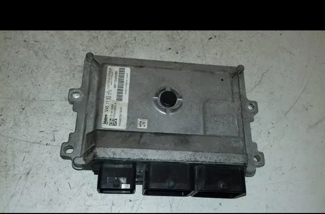 Calculateur moteur Peugeot 2008 I (CU_) 1.2 vti (2013-2018) occasion — photo 2