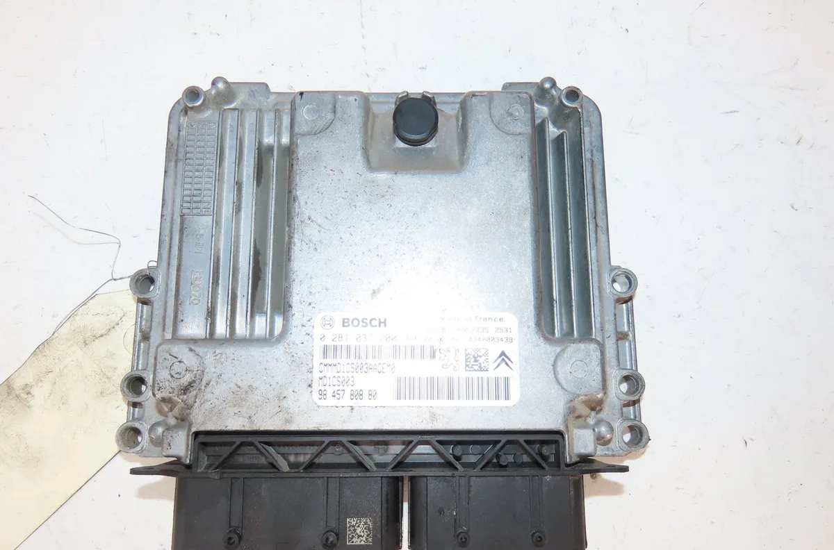 Calculateur moteur Peugeot 2008 II (UD_, US_, UY_, UK_) 1.5 bluehdi 110 (udyhsk) (2021) occasion