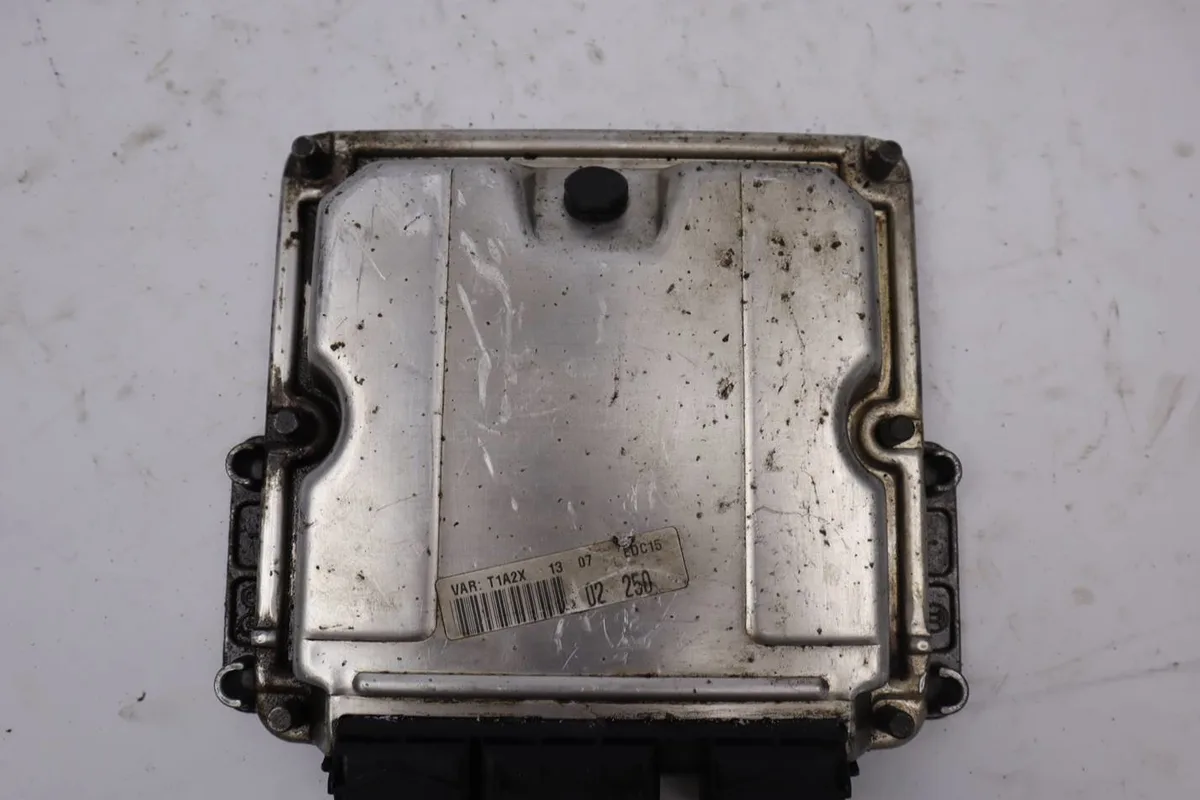 Calculateur moteur PEUGEOT 206 2.0 HDI 90ch occasion