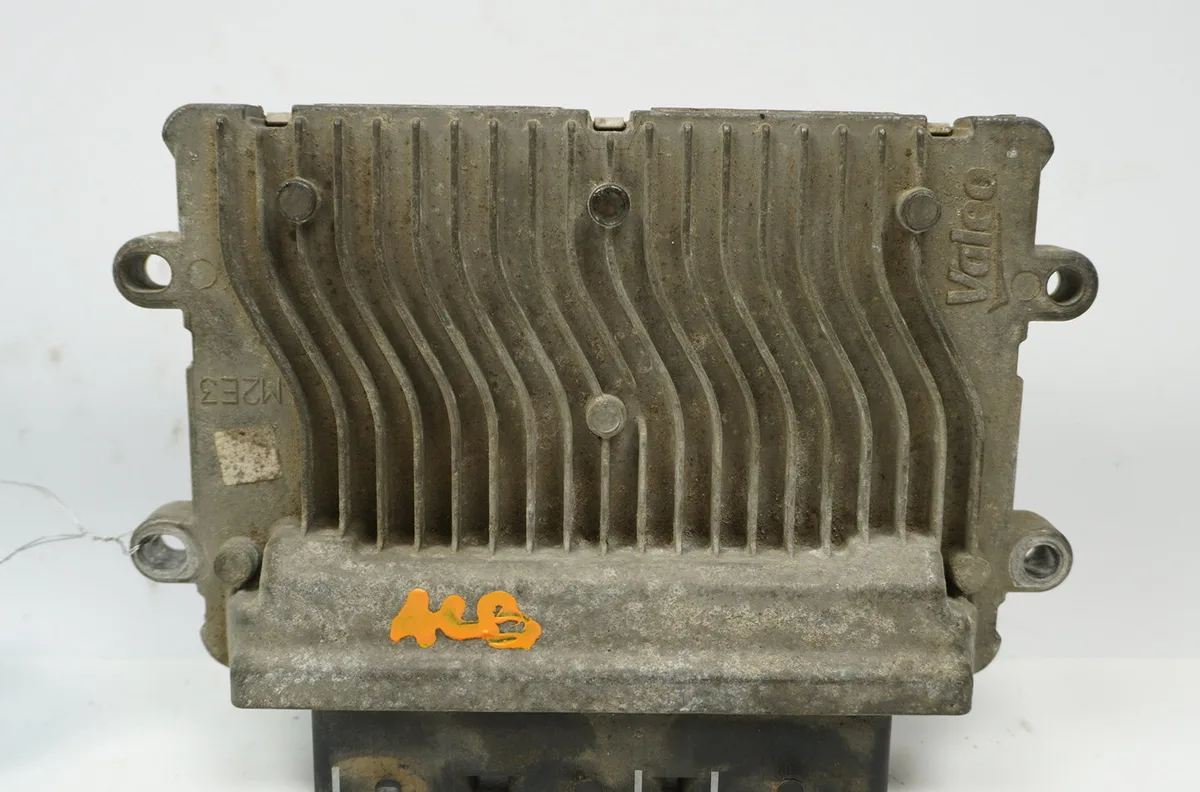 Calculateur moteur Peugeot 206 (2L_, 2M_) 1.4 i (2lkfwa, 2mkfwa) (2009-2013) 3 portes occasion