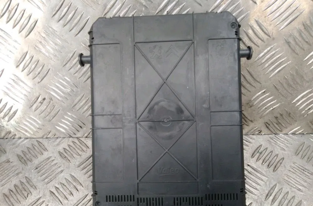 Calculateur moteur Peugeot 207-207 (WA_, WC_) 1.4 hdi (2006-2015) 5 portes occasion — photo 2