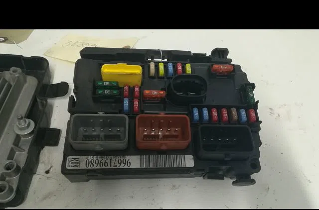 Calculateur moteur Peugeot 207-207 (WA_, WC_) 1.6 16v turbo (2006-2013) occasion — photo 4