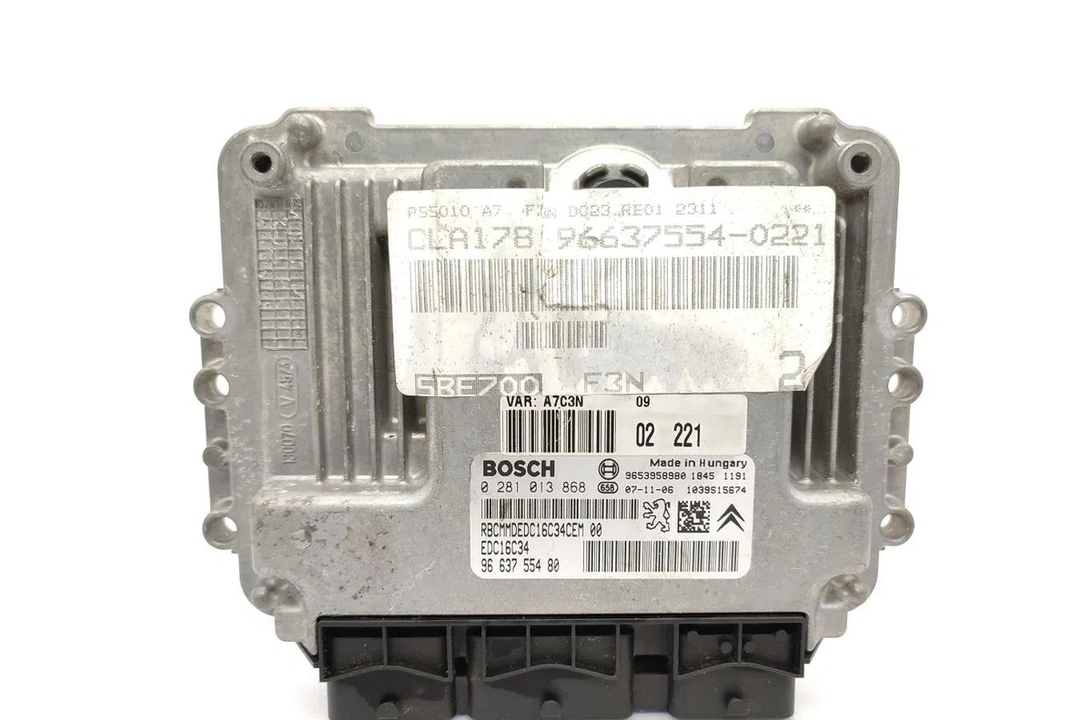 Calculateur moteur PEUGEOT 207 PHASE 1 BREAK occasion — photo 2
