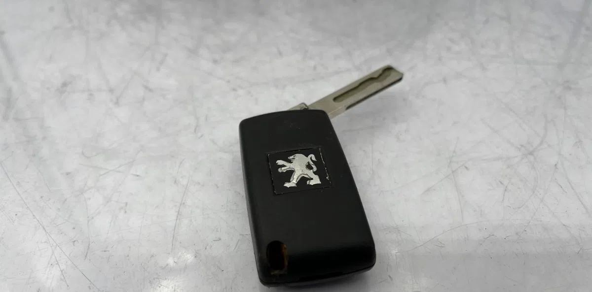 Calculateur moteur PEUGEOT 207 PHASE 2 occasion — photo 4
