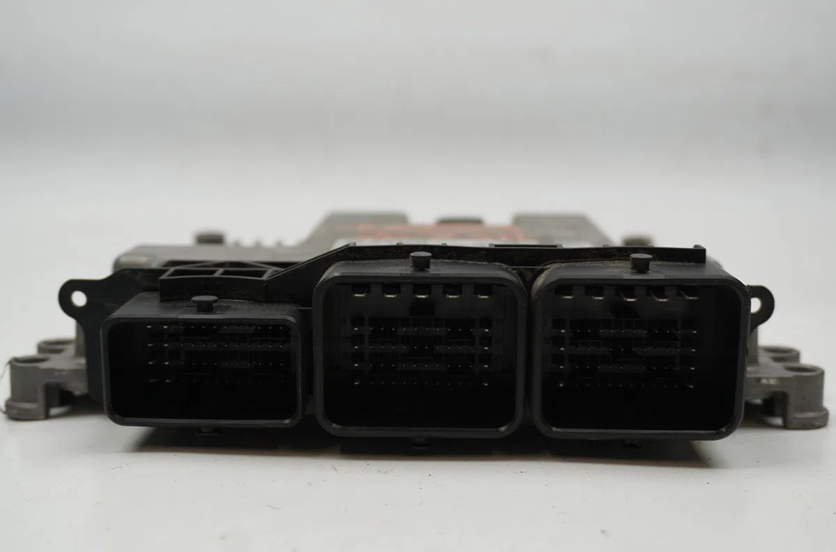 Calculateur moteur Peugeot 207 SW (WK_) 1.6 hdi (2007-2012) 5 portes occasion — photo 4