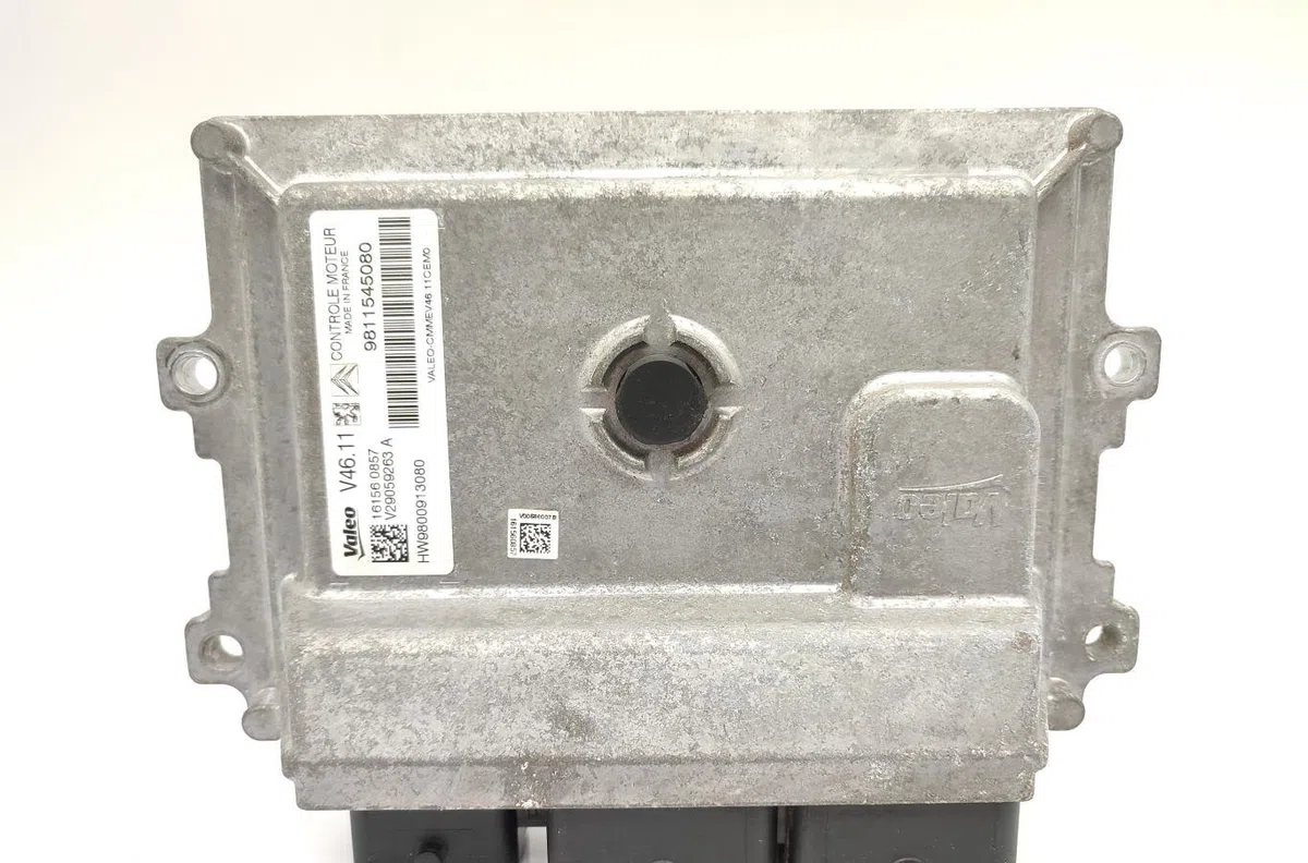 Calculateur moteur PEUGEOT 208 1 PHASE 2 occasion