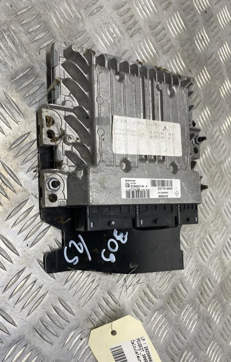 Calculateur moteur PEUGEOT 3008 1 PHASE 1 occasion