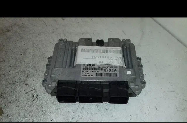 Calculateur moteur Peugeot 3008 Monospace (0U_) 1.6 hdi (2009-2016) 5 portes occasion — photo 2